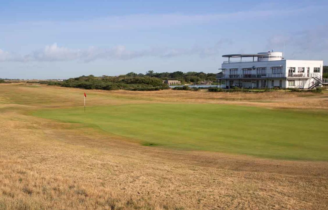 18th from behind green